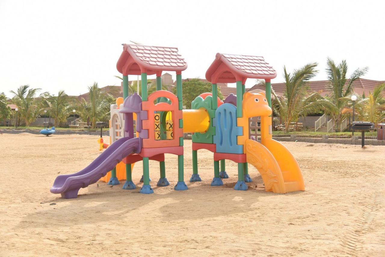 Hotel & Resort Golden Marina Yanbu Exterior foto